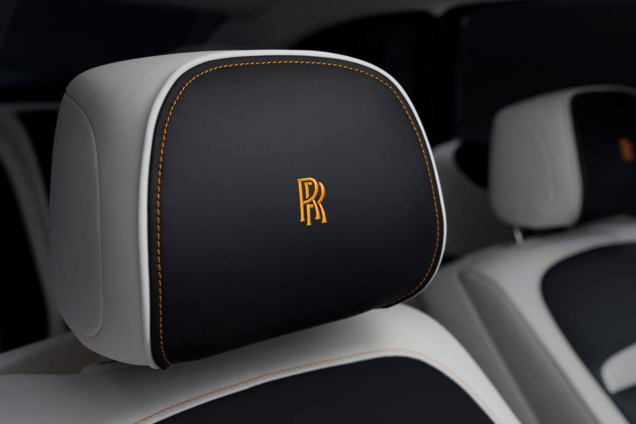 2021-rolls-royce-ghost-extended-lwb-5.jpg