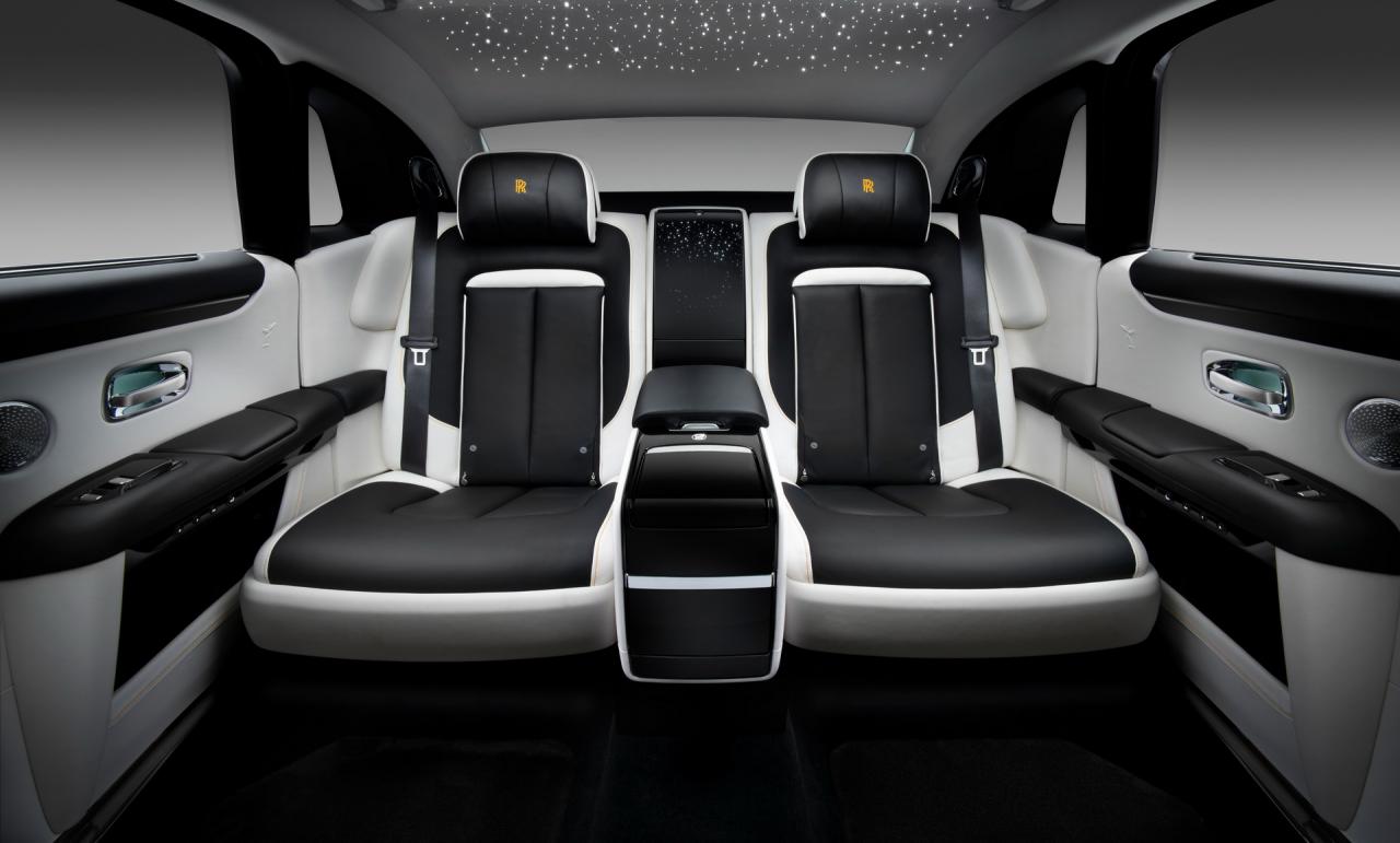 2021-rolls-royce-ghost-extended-lwb-9.jpg