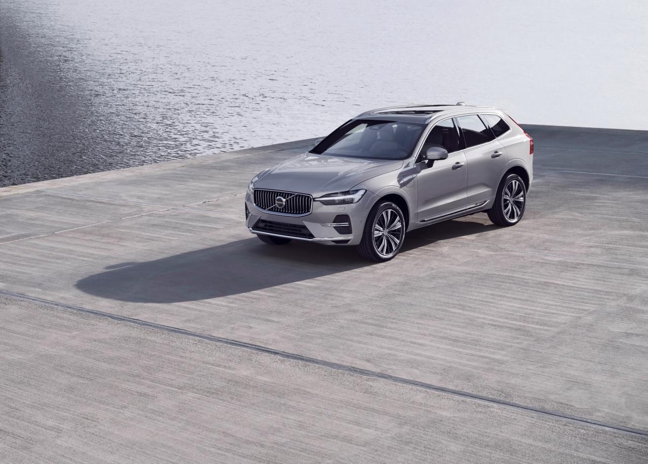 2021-volvo-xc60-europe-6.jpg