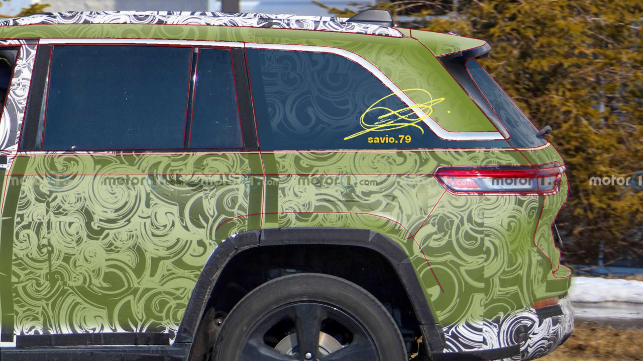 2022-jeep-grand-cherokee-side-close-spy-photo.thumb.jpg.871e05342ef79e2ee458335b9214fae0.jpg