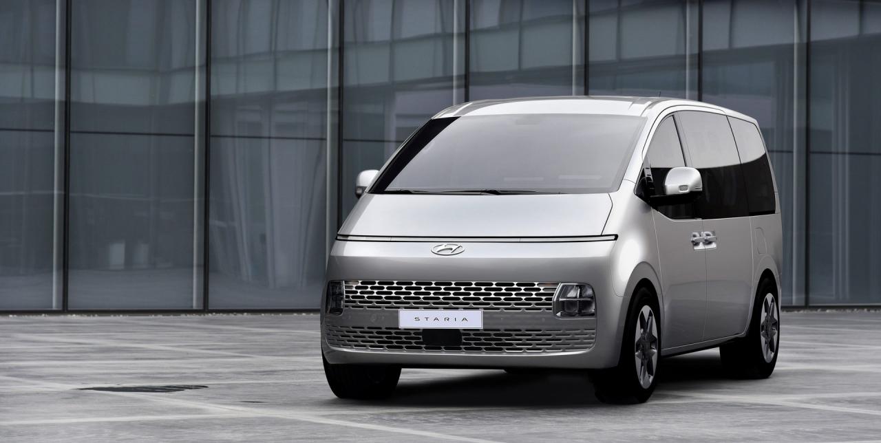Hyundai-Staria-1.jpg