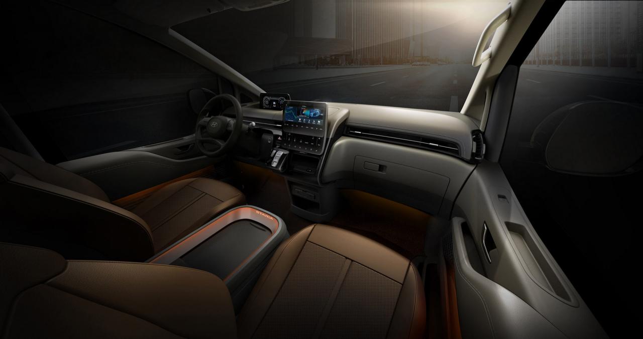 Hyundai-Staria-11.jpg