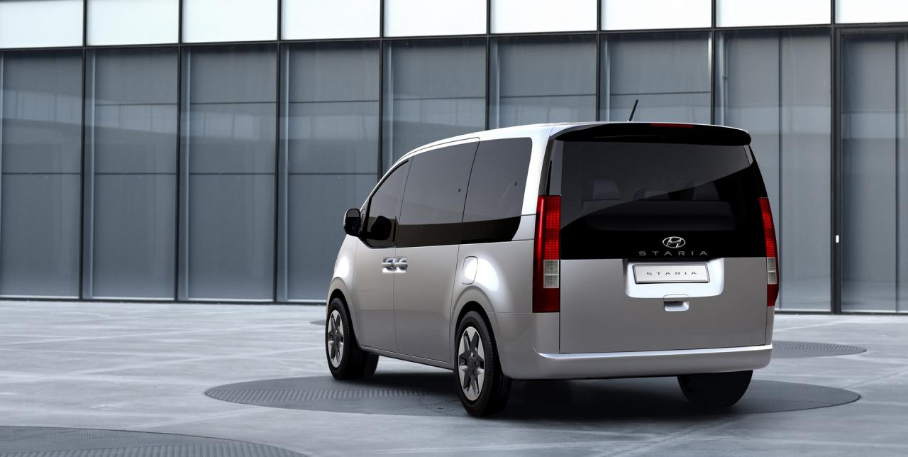 Hyundai-Staria-2.jpg