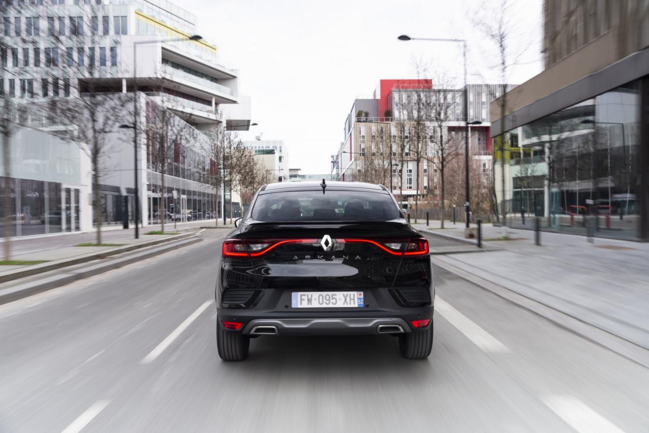 Renault-Arkana-21.jpg