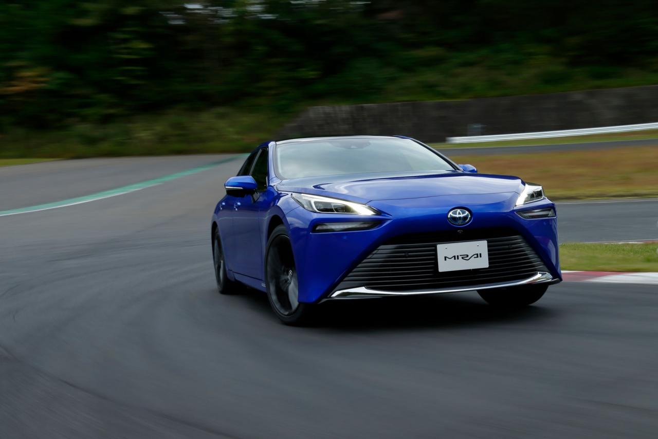Toyota-Mirai-1.jpg