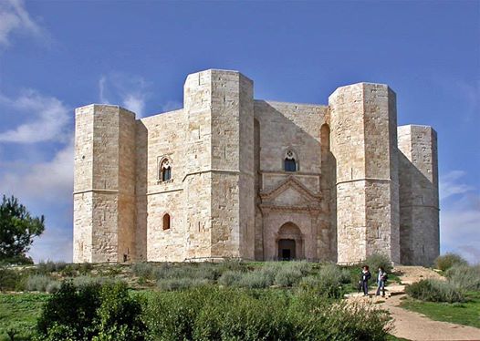castel-del-monte.jpg.123e06d629fe1026a2125b2f2c909ee6.jpg