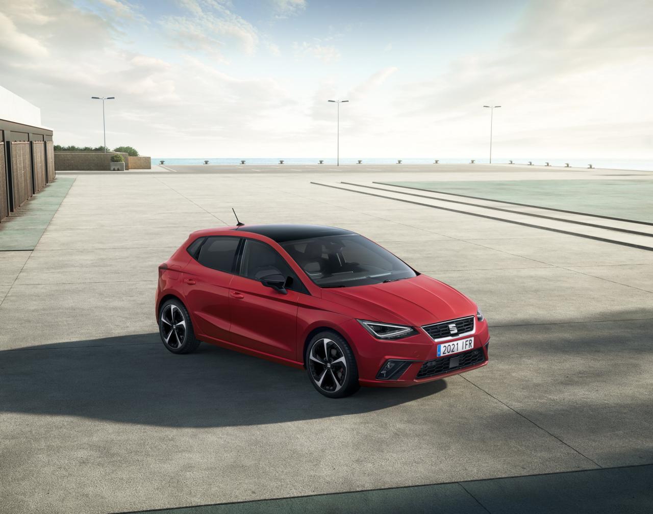 03-SEAT-Ibiza-FR-Desire-Red-H.jpg