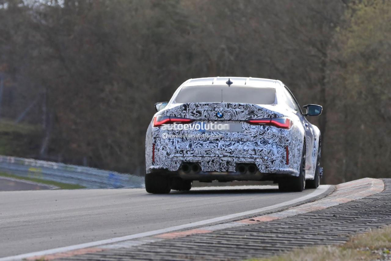 BMW M4 CSL Spy 2023 (15).jpg