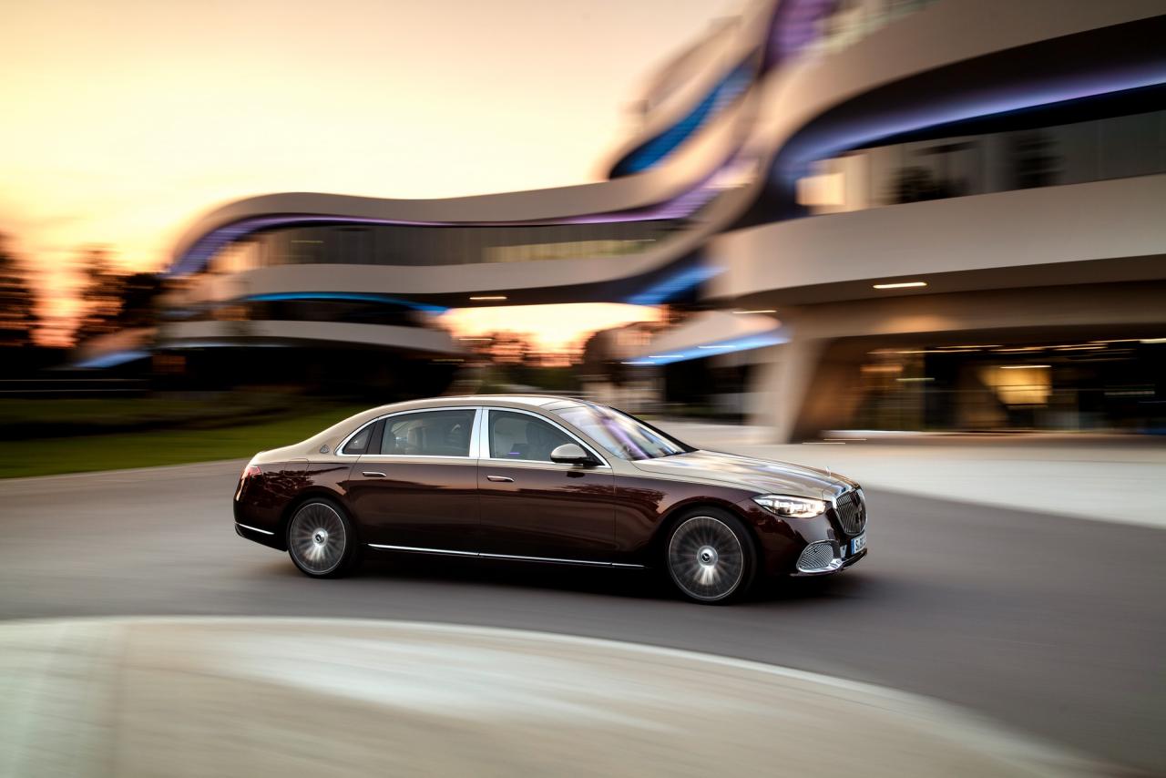 2021-Mercedes-Maybach-S-Class-12.jpg