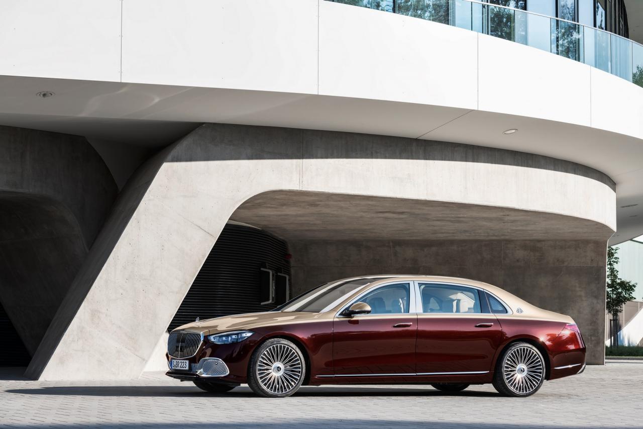 2021-Mercedes-Maybach-S-Class-8.jpg