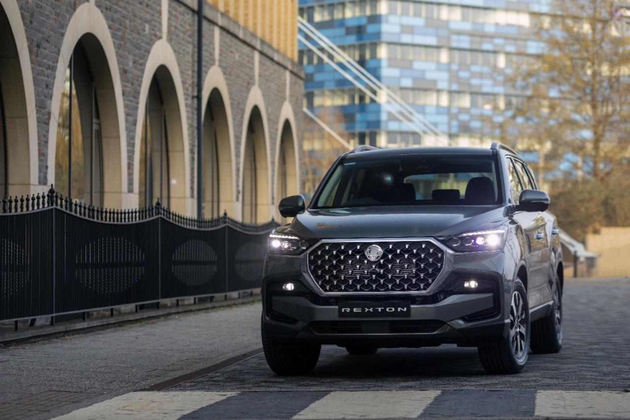 2021-SsangYong-Rexton-01.jpg