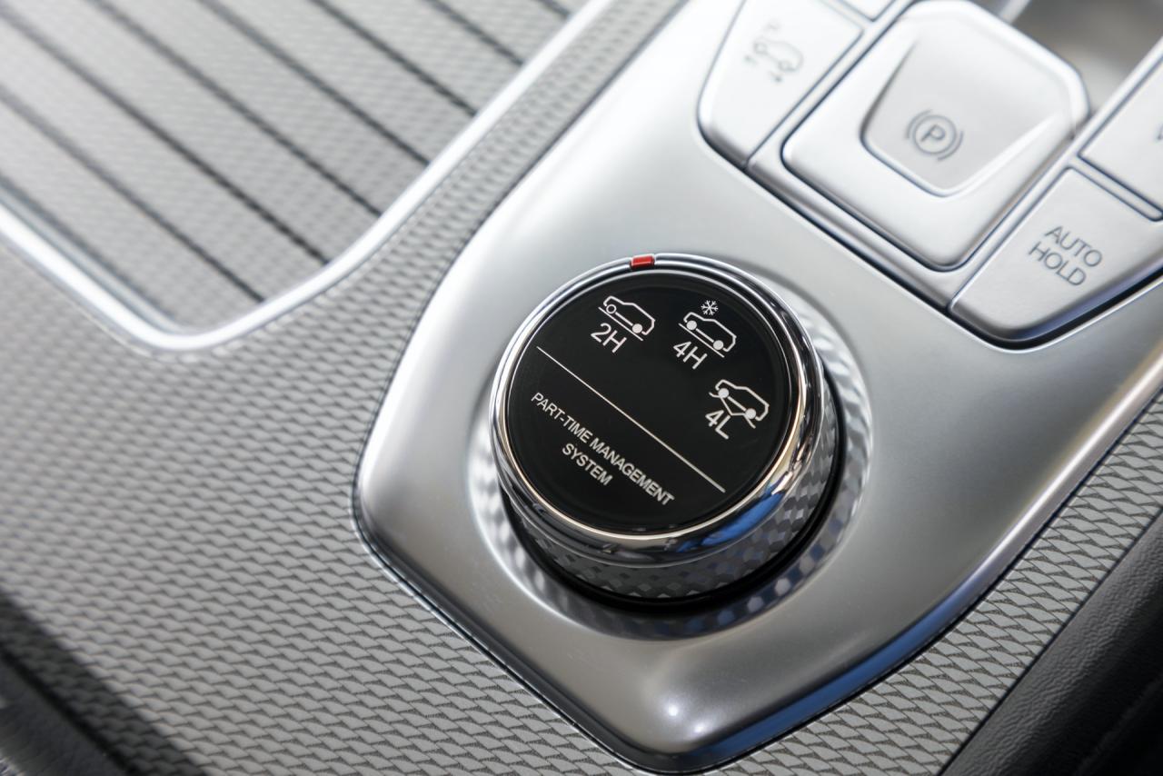 2021-SsangYong-Rexton-40.jpg