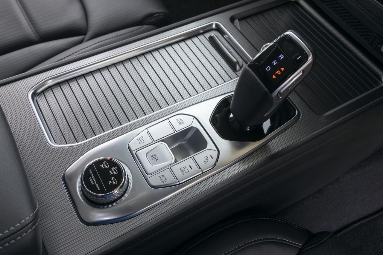 2021-SsangYong-Rexton-42.jpg