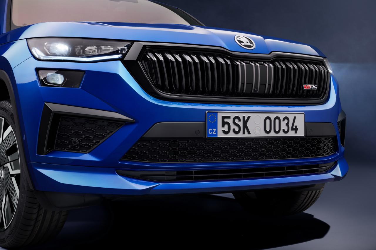 2021-skoda-kodiaq-rs-facelift-8.jpg