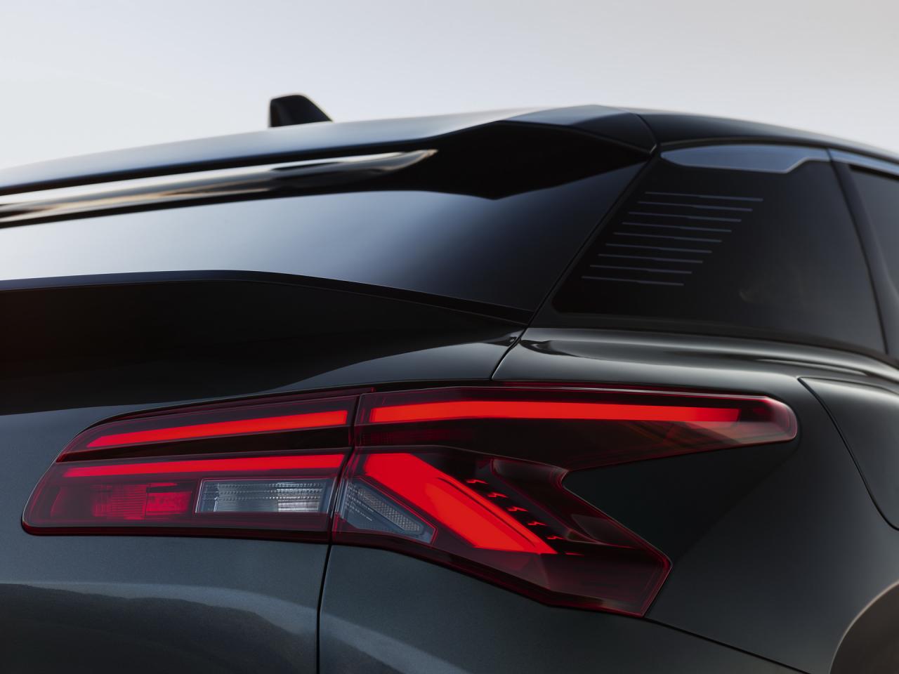 2022-Citroen-C5X-19.jpg