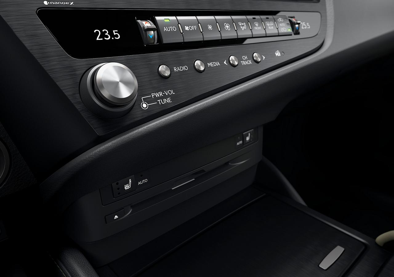 2022-Lexus-ES-26.jpg