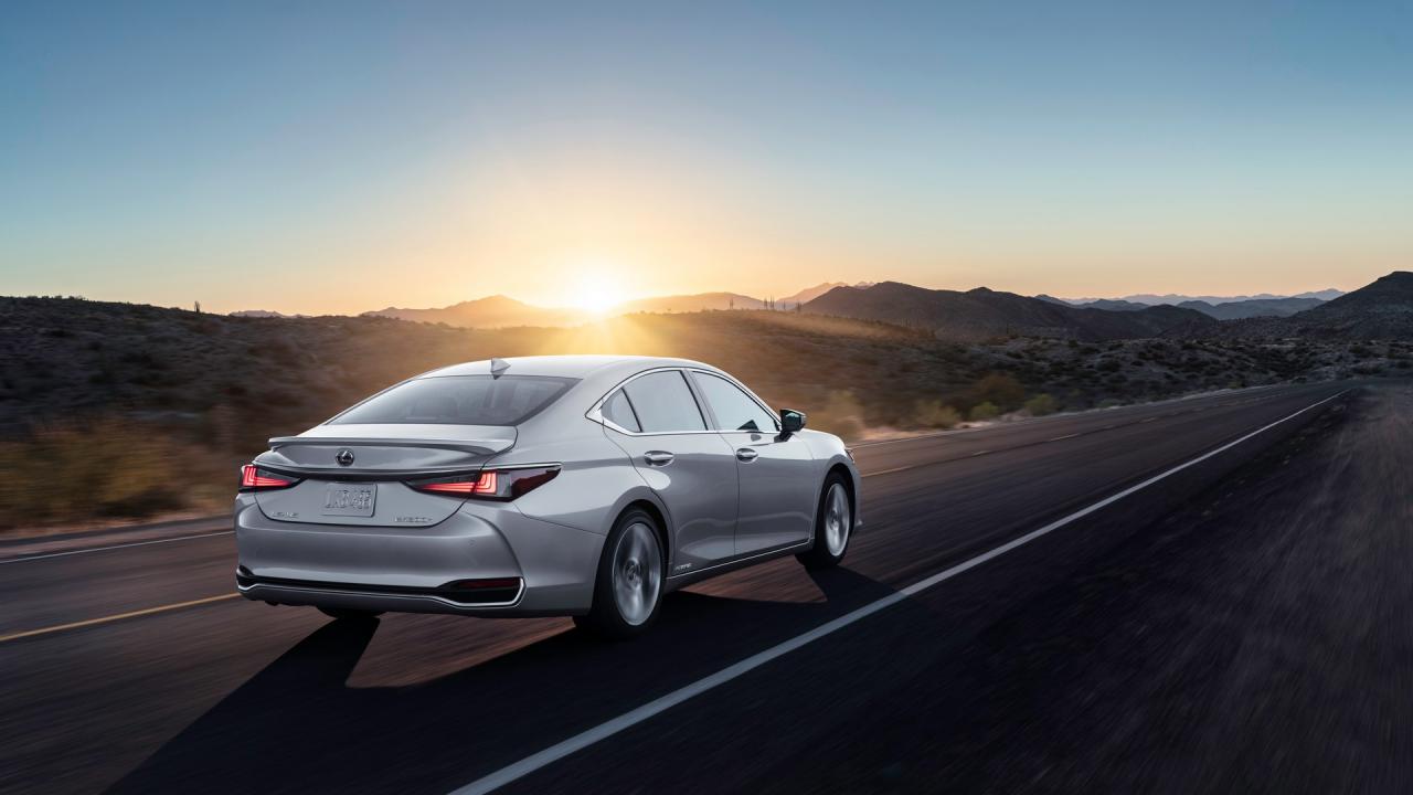 2022-Lexus-ES-45.jpg