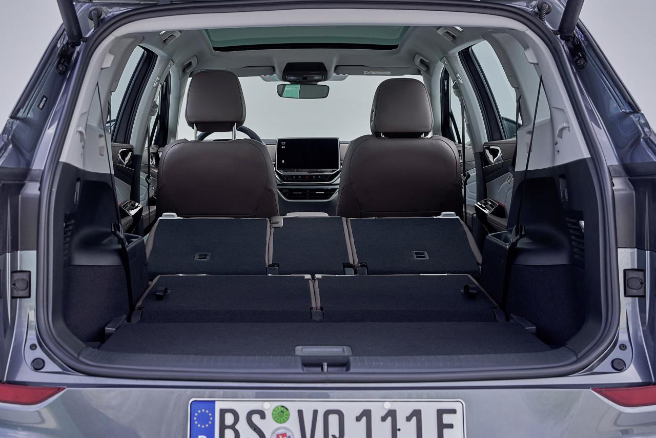 2022-VW-ID6-Crozz-X-4.jpg