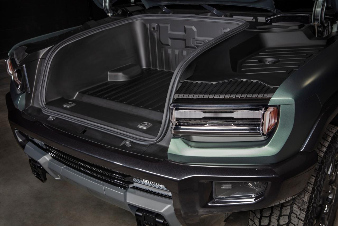 2024-GMC-Hummer-EV-SUV-25.jpg