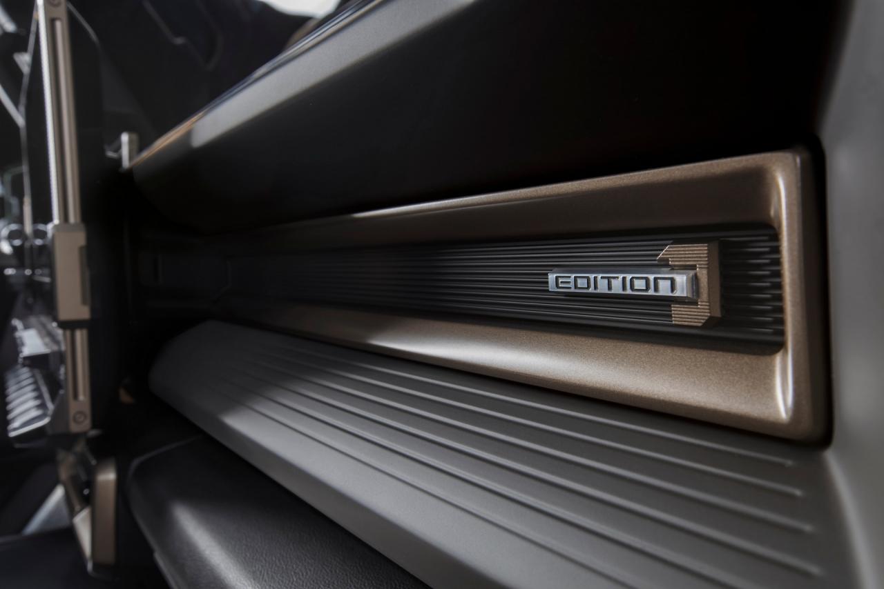 2024-GMC-Hummer-EV-SUV-37.jpg