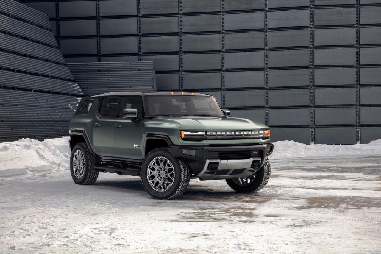 2024-GMC-Hummer-EV-SUV-7.jpg