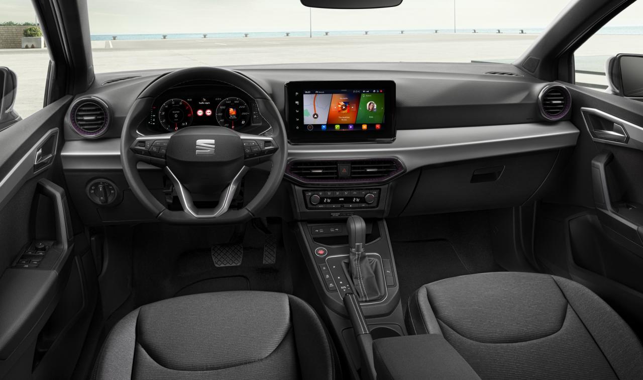 32-SEAT-Ibiza-Xcellence-Saphire-Blue-H.jpg