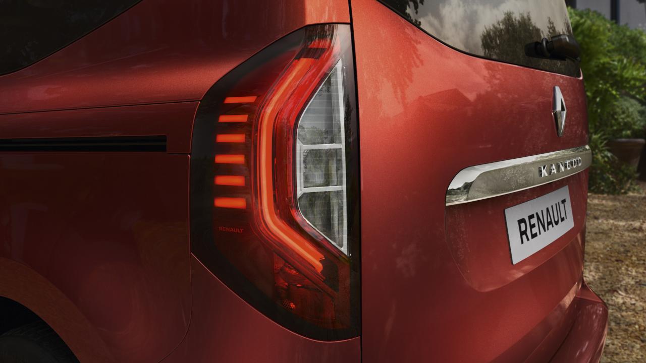 2021 - New Renault Kangoo - On location (7).jpg