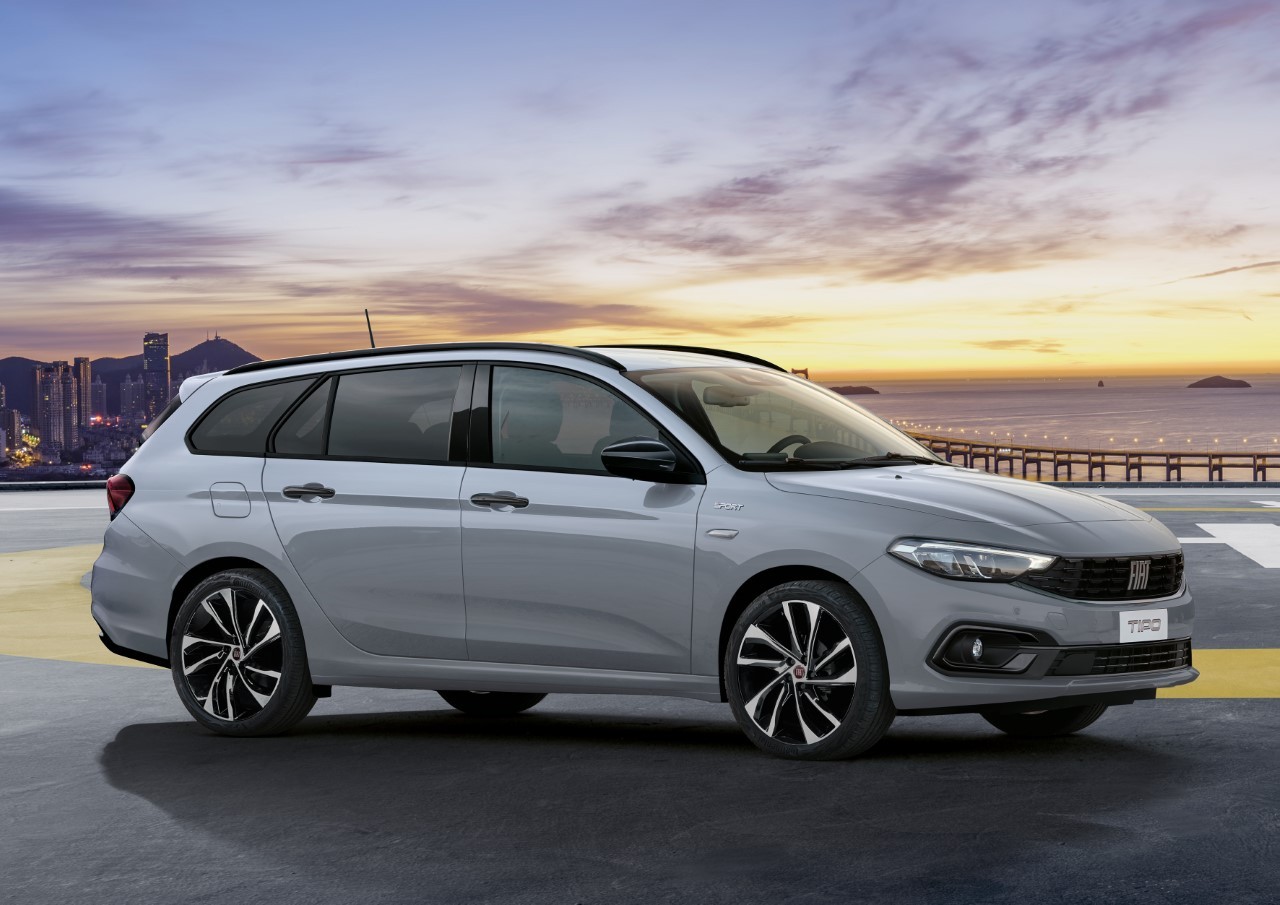 Fiat-Tipo-City-Sport-3.jpg.8c1eb29ab1885c57ccfcd0eb6b50a46d.jpg