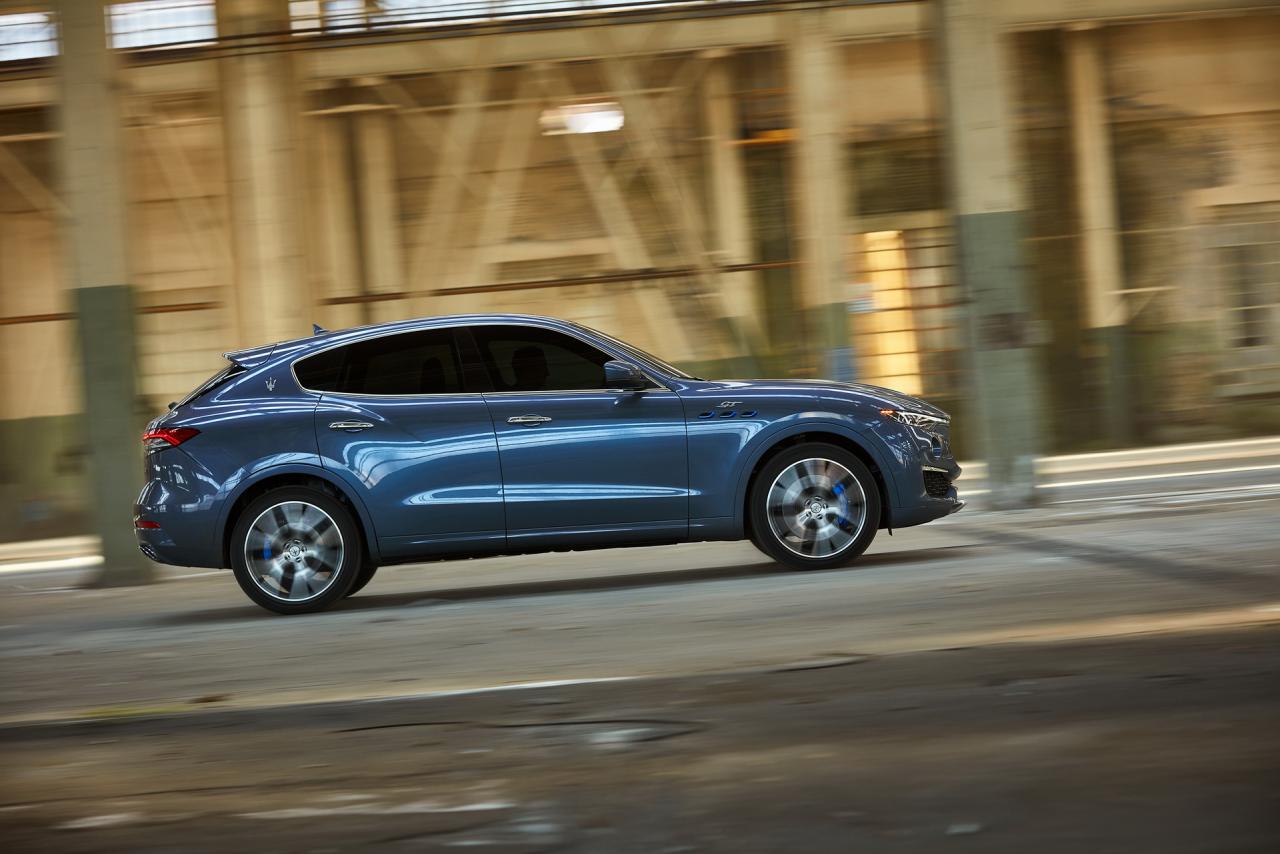 Maserati-Levante-Hybrid-25.jpg