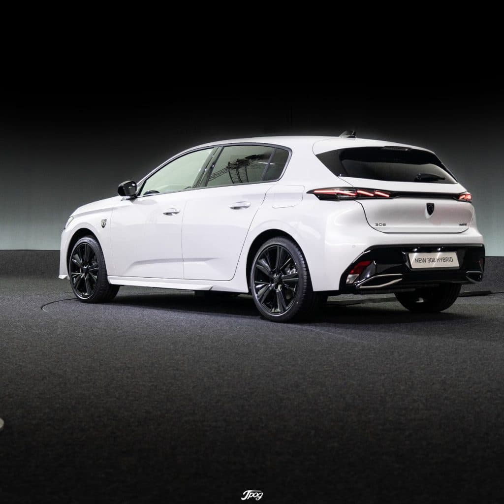 Peugeot_308_2021-2-1024x1024.jpg.a8ce794b97d545c9181a55e794eb7034.jpg