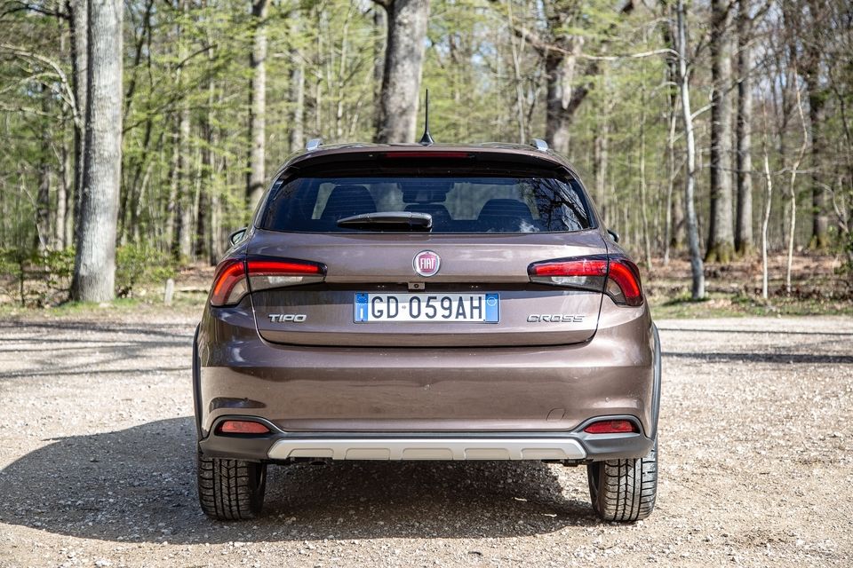 S8-essai-video-fiat-tipo-cross-669332.jpg.d81d19bc4d1ab75585a3d8975afd64be.jpg