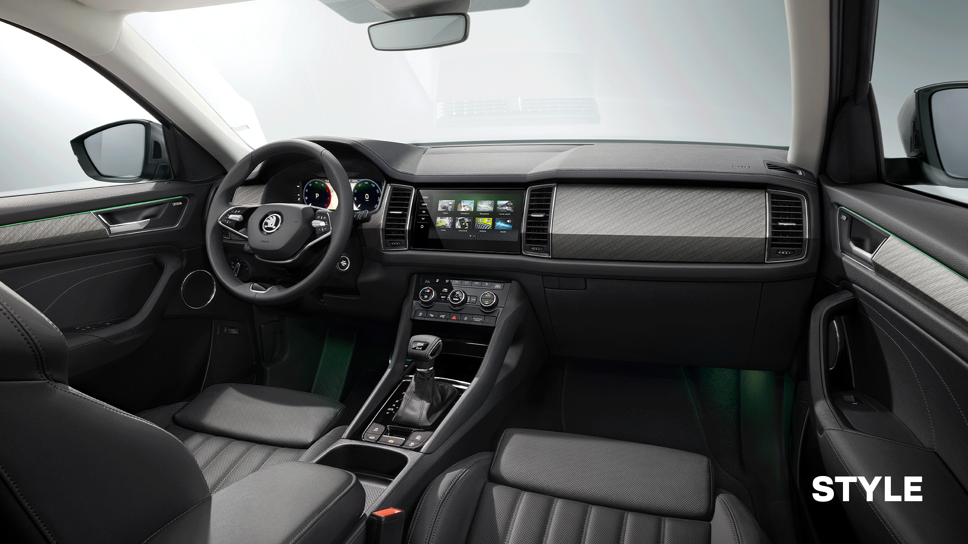SKODA_KODIAQ_interior_gif.thumb.gif.4da470cd44e7ac0f7653d3d9a056386a.gif