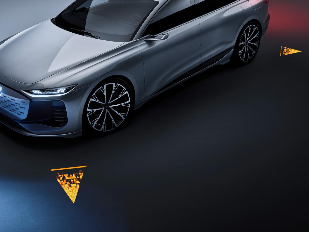 audi-a6-e-tron-concept-goes-for-sportback-looks-and-over-435-miles-of-ev-range_27.jpg