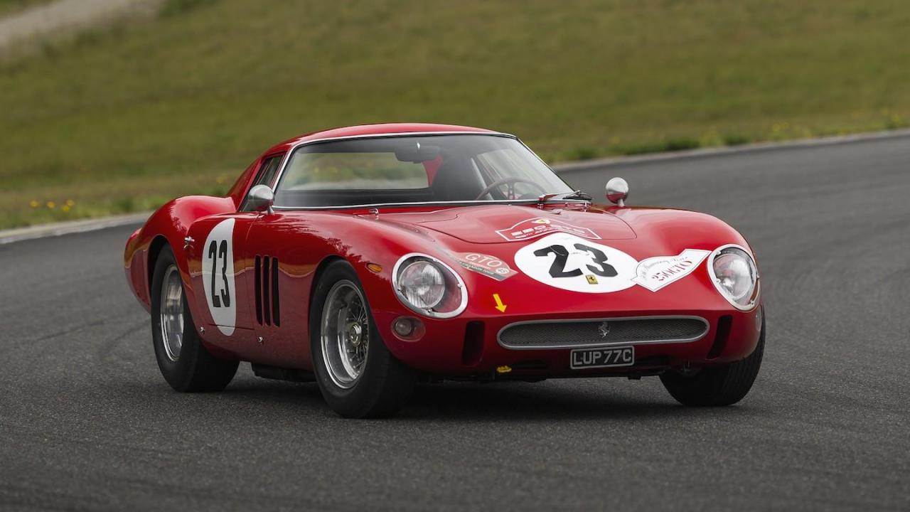 1962-Ferrari-250-GTO-by-Scaglietti_40.jpg