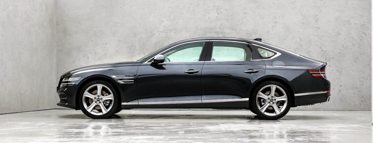 2021-Genesis-G80-Carscoops-15-Photos-.jpg