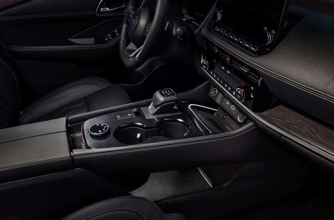 2021-Nissan-Rogue-16-1.jpg