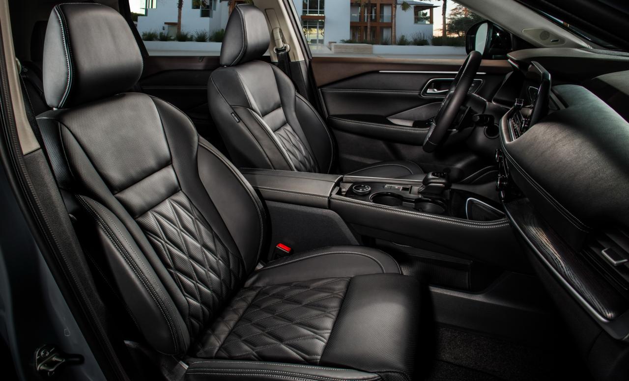 2021-Nissan-Rogue-18-1.jpg