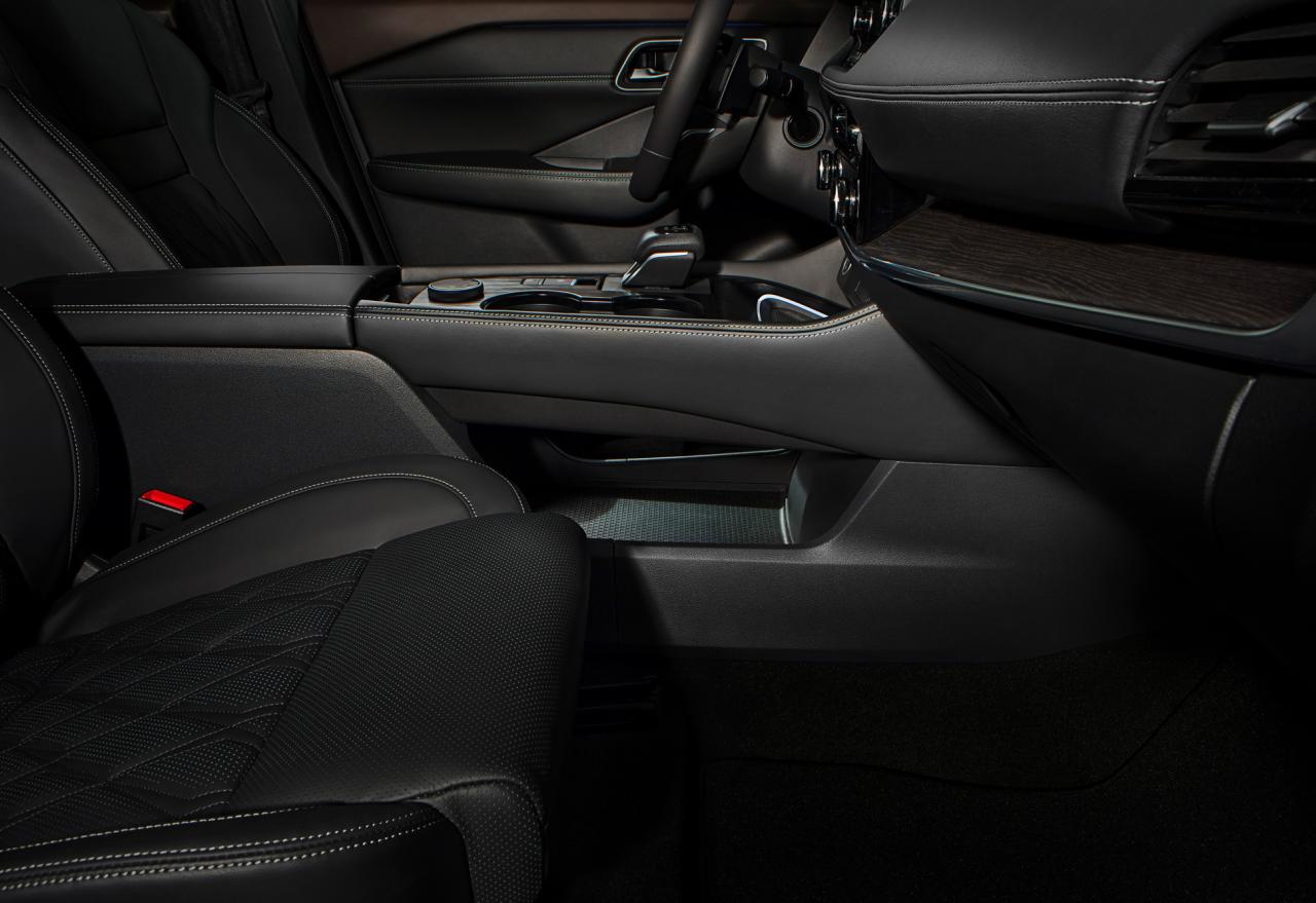 2021-Nissan-Rogue-19-1.jpg