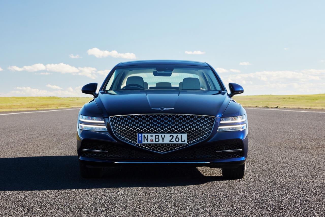 2021-genesis-g80-4.jpg