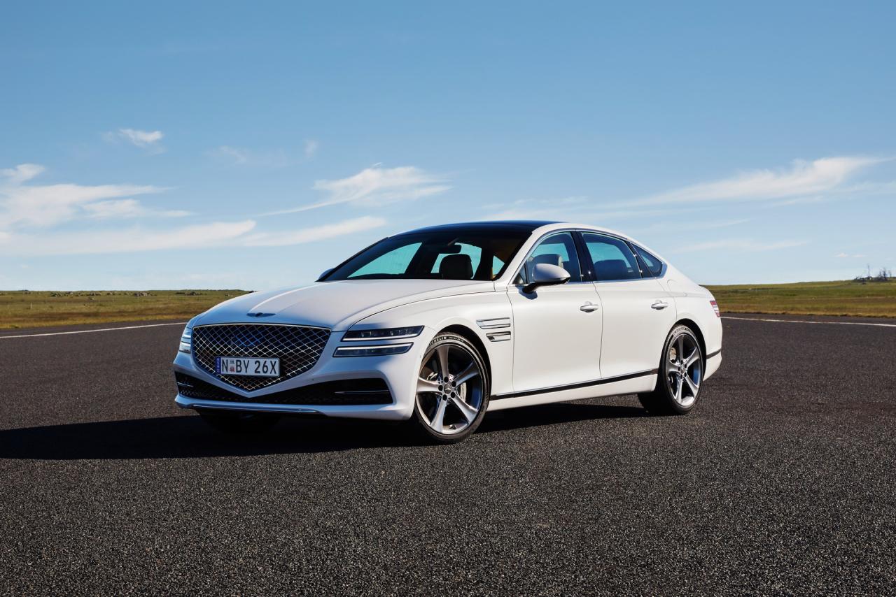 2021-genesis-g80-49.jpg