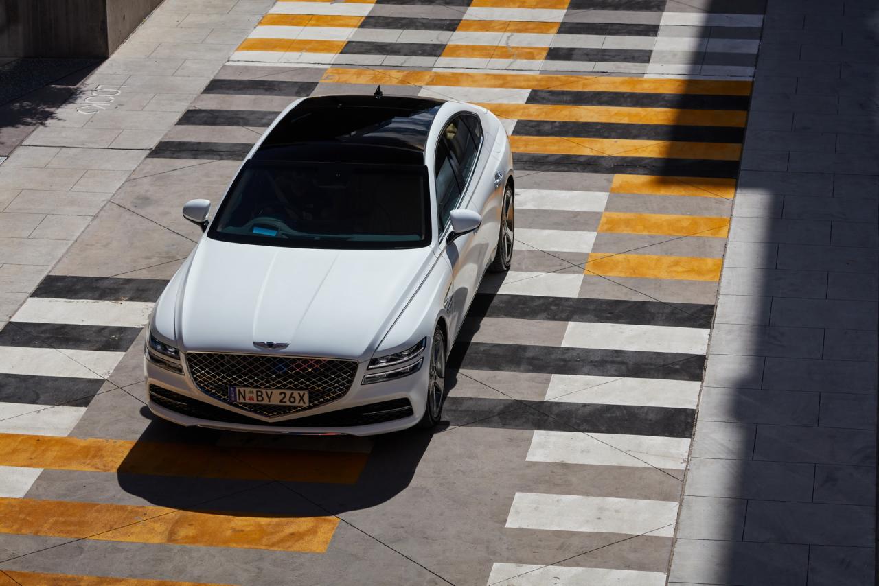 2021-genesis-g80-79.jpg