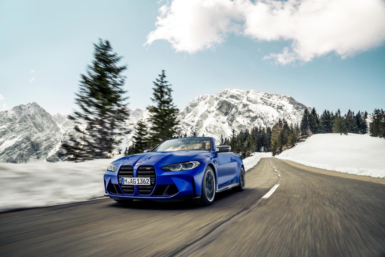 2022-BMW-M4-Convertible-35.jpg