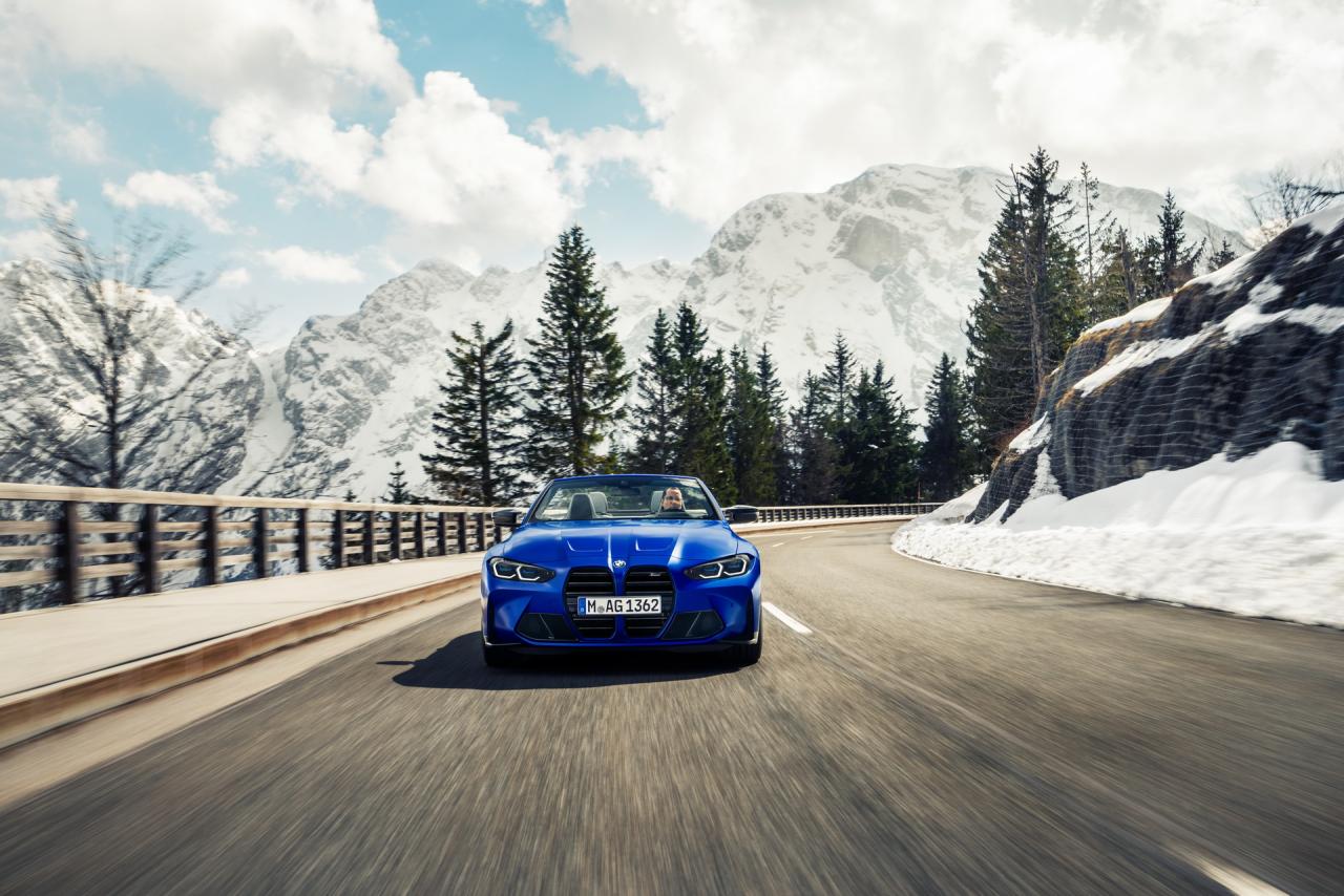 2022-BMW-M4-Convertible-40.jpg