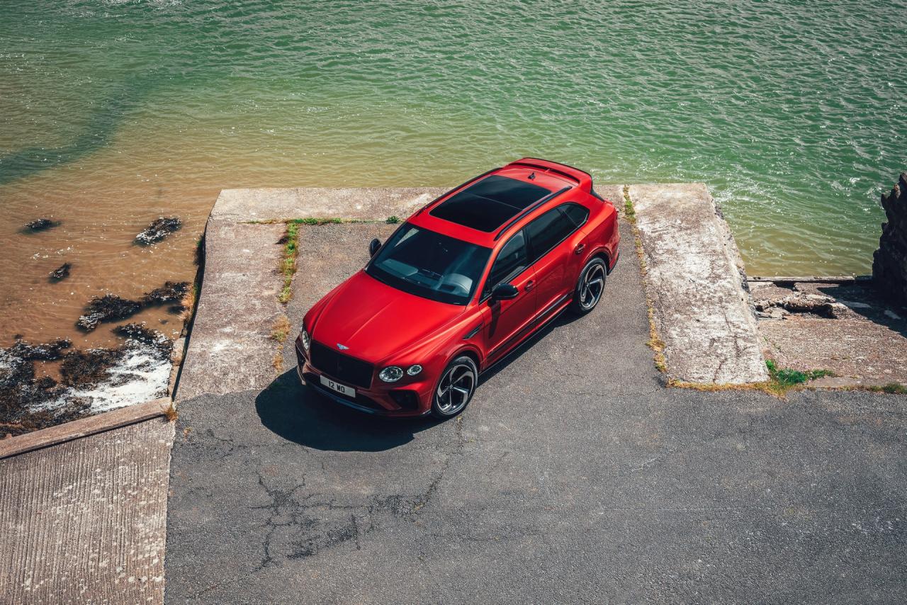 2022-Bentley-Bentayga-S-1.jpg