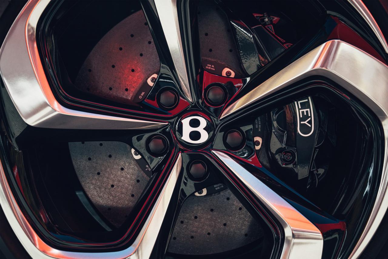 2022-Bentley-Bentayga-S-12.jpg