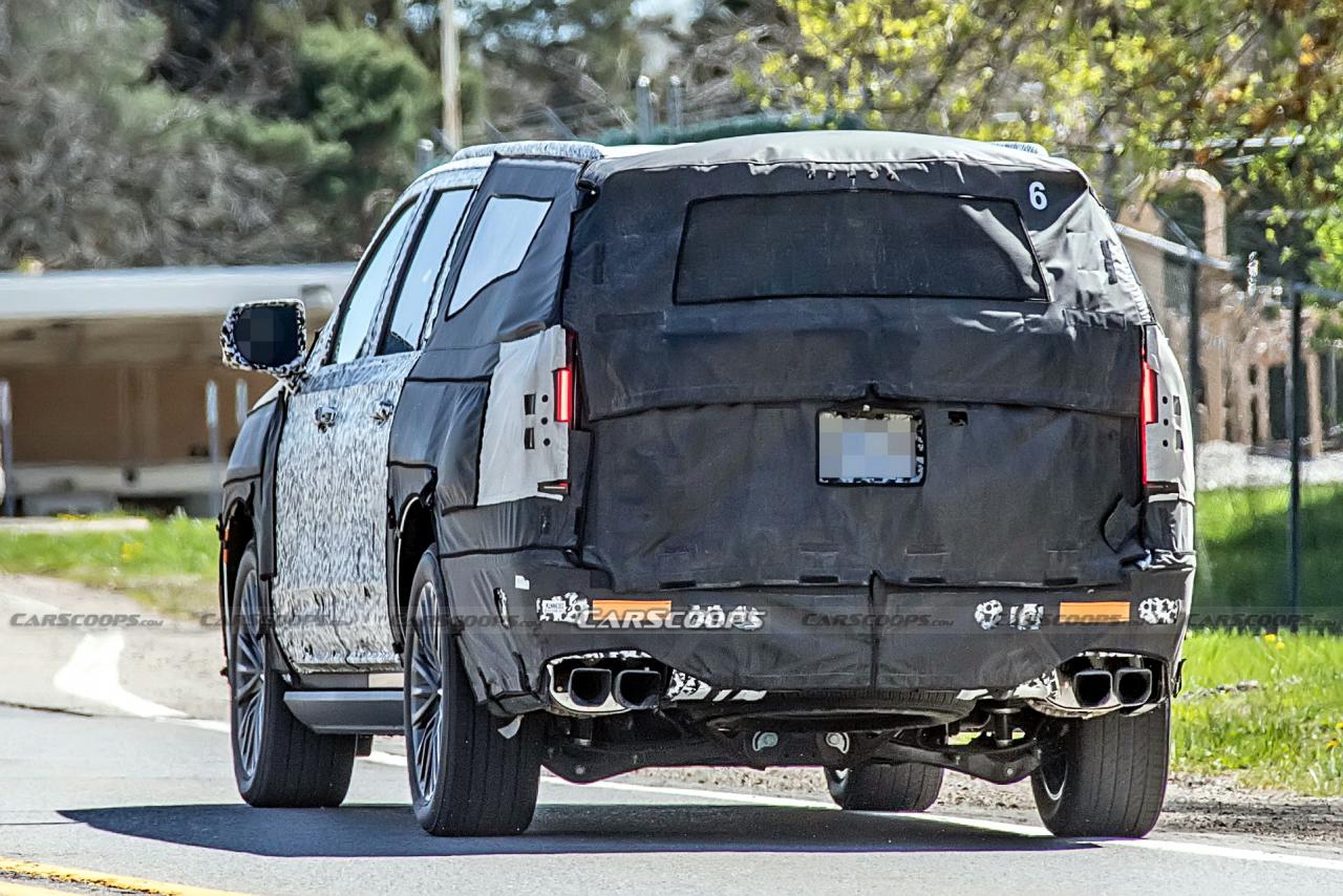 2023-Cadillac-Escalade-V-8.jpg