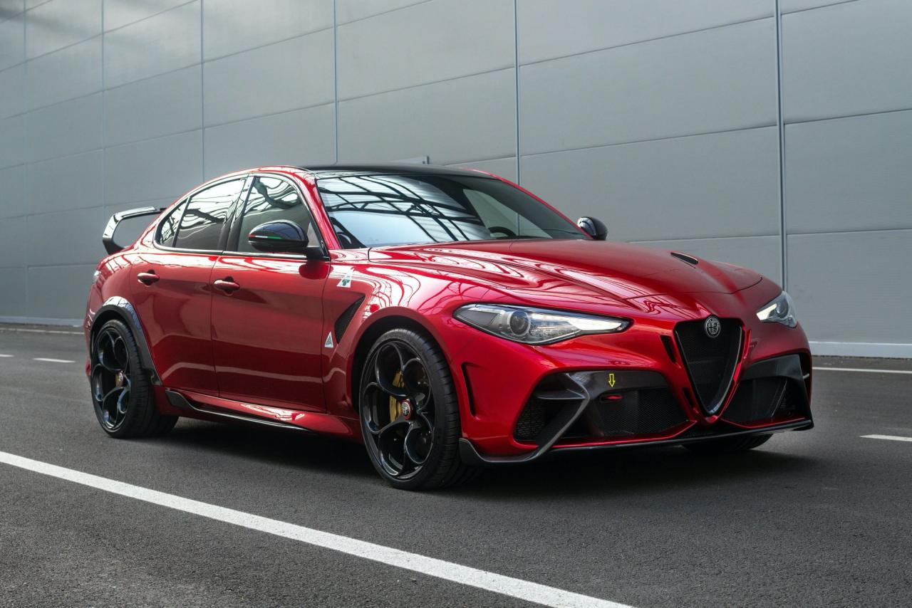 Alfa-Romeo-GTAm-2.jpg
