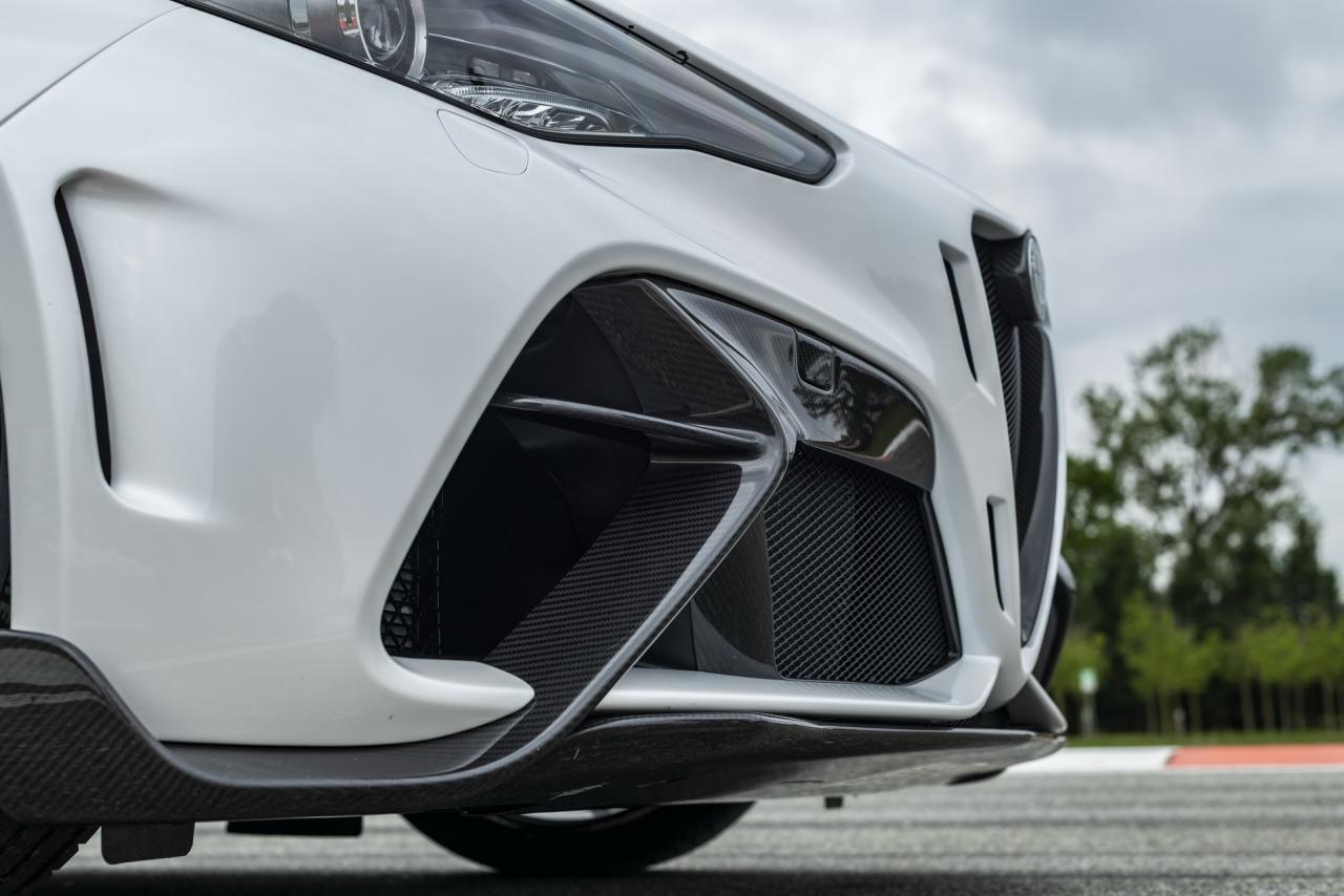 Alfa_Romeo_Giulia_GTA_18.jpg