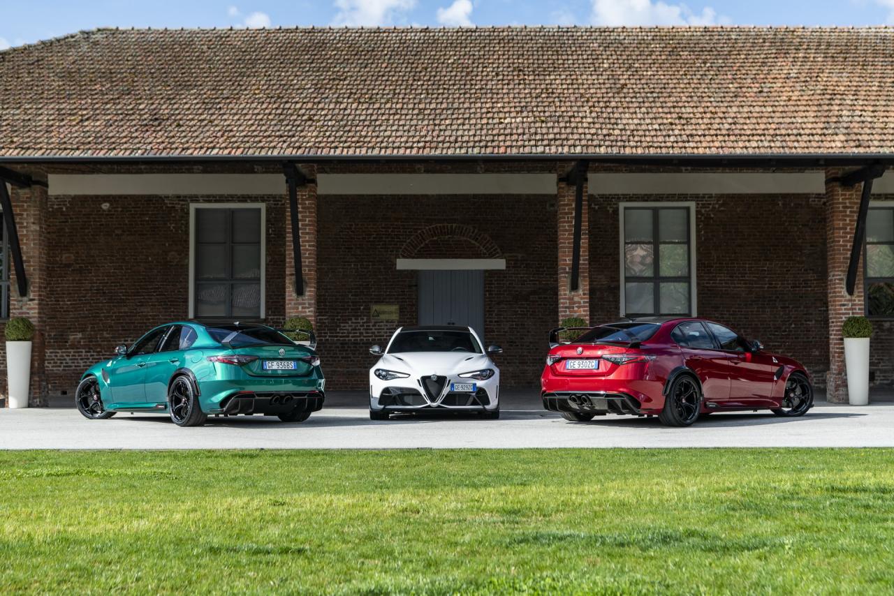 Alfa_Romeo_Giulia_GTA_32.jpg