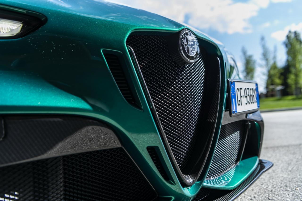 Alfa_Romeo_Giulia_GTAm_27.jpg